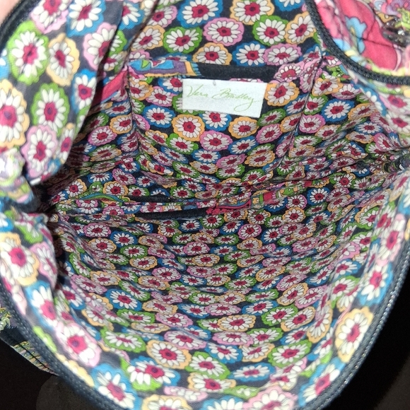 Vera Bradley Wallet And Cross Body - Picture 5 of 5